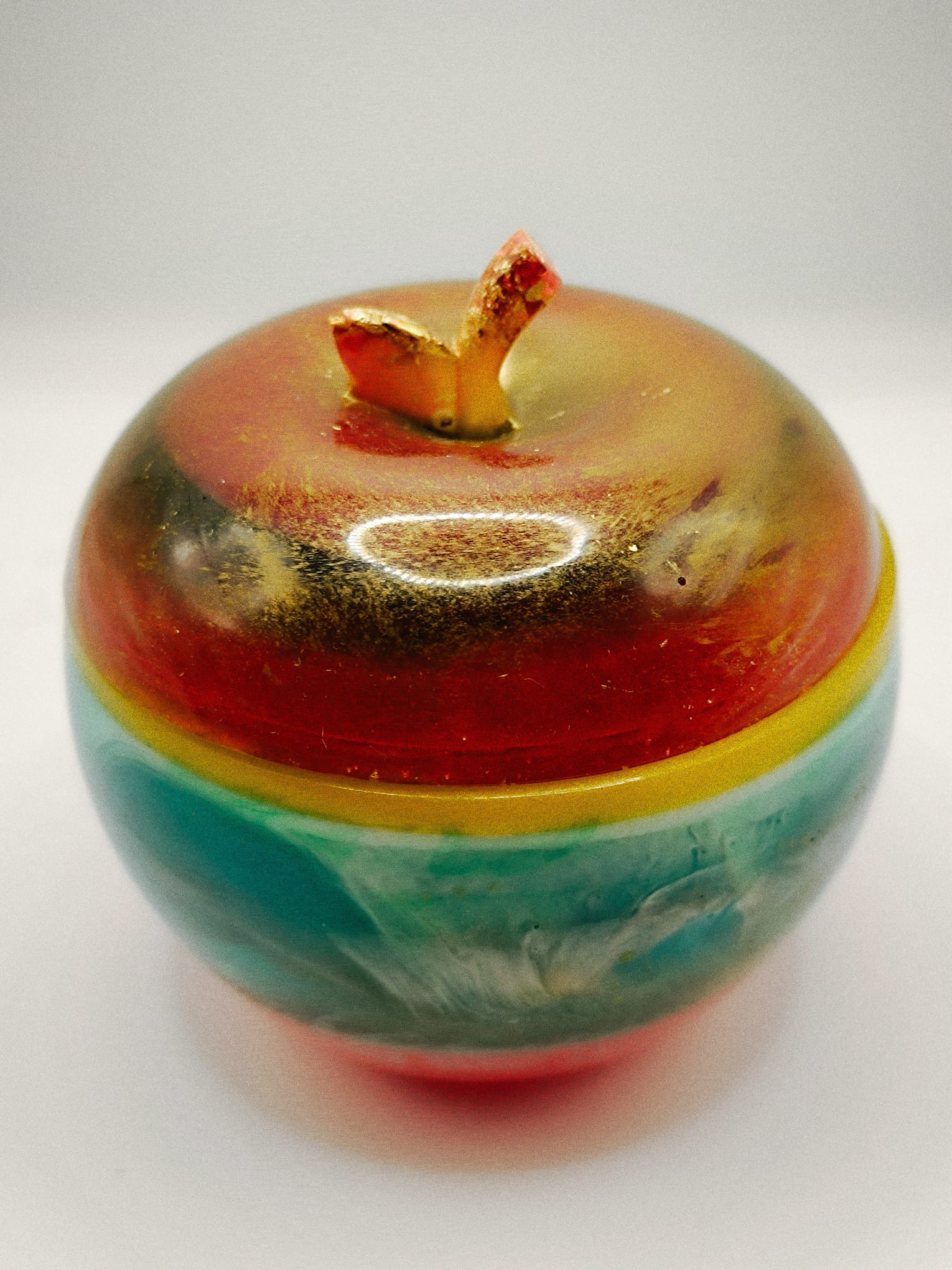 Boite en forme de pomme – Image 5