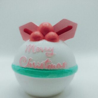 Boule de Noël en résine “Merry Christmas”